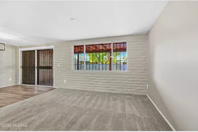 8300 N Mesquite Shadows Drive, Tucson, AZ 85704 - Photo 8