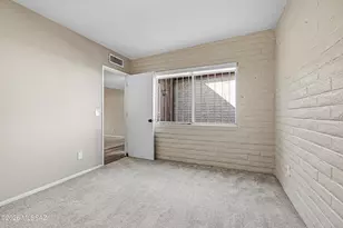 8300 N Mesquite Shadows Dr, Tucson, AZ 85704 - Photo 16