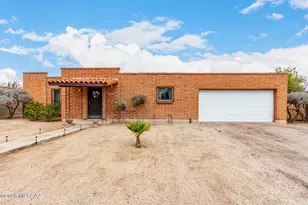 1952 W Brichta Dr, Tucson, AZ 85745 - Photo 2