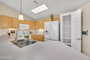 7259 E Maritime Dr, Tucson, AZ 85756 - Photo 12