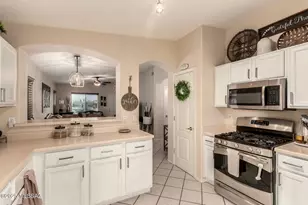 3270 Kennedy Parks Hills Pl S, Tucson, AZ 85713 - Photo 12