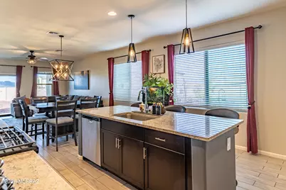 6860 W Jadewood Lane, Tucson, AZ 85757 - Photo 4