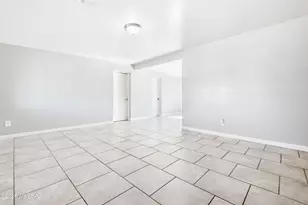 6042 E 33rd St, Tucson, AZ 85711 - Photo 14