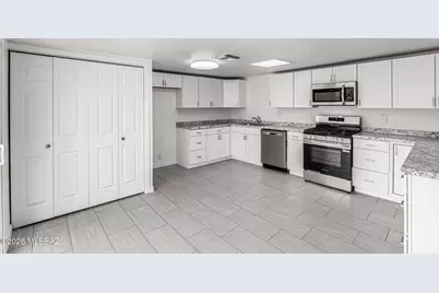 7259 E Eastview Drive, Tucson, AZ 85710 - Photo 8