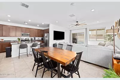 7860 S Ivy Hollow Avenue, Tucson, AZ 85757 - Photo 10