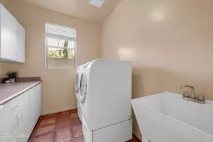 5275 N Ridge Spring Pl, Tucson, AZ 85749 - Photo 28
