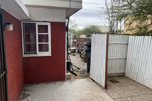 321 E Jacinto St, Tucson, AZ 85705 - Photo 36