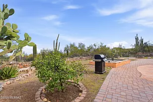 2481 N Lloyd Bush Dr, Tucson, AZ 85745 - Photo 30