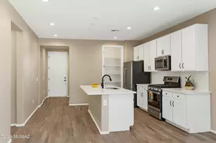 10185 S Rolling Water Dr, Vail, AZ 85641 - Photo 4