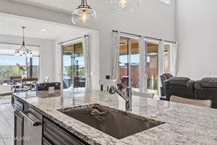 13316 E Librada Leon Wy, Tucson, AZ 85747 - Photo 10