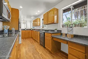 2758 N Warren Ave, Tucson, AZ 85719 - Photo 2