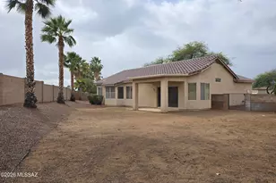9172 N Treasure Mountain Dr, Tucson, AZ 85742 - Photo 4