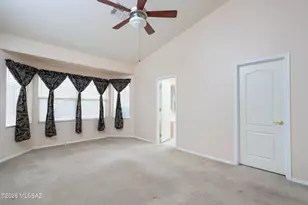 9172 N Treasure Mountain Dr, Tucson, AZ 85742 - Photo 10