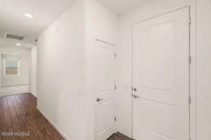 8796 E Stone Meadow Cir, Tucson, AZ 85730 - Photo 4