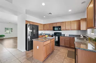 444 W Calle Sombra Linda, Sahuarita, AZ 85629 - Photo 6