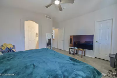 8685 S Desert Dove Drive, Tucson, AZ 85747 - Photo 18