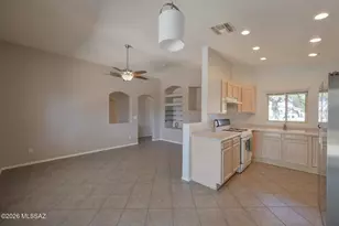 8685 S Desert Dove Dr, Tucson, AZ 85747 - Photo 8