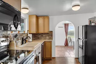 419 Elgin Rd, Elgin, AZ 85611 - Photo 14