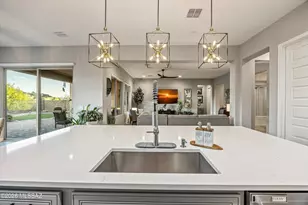 8489 N Lone Ranger Rd, Tucson, AZ 85743 - Photo 16