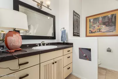 744 E Adams Street, Tucson, AZ 85719 - Photo 12