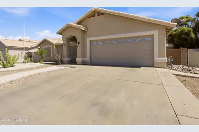 7995 S Muddy Creek Drive, Tucson, AZ 85747 - Photo 2