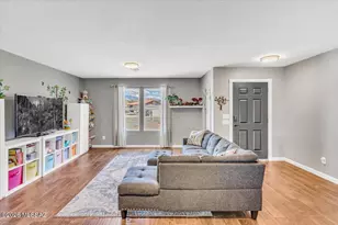 10652 S Silverbluff Dr, Vail, AZ 85641 - Photo 8