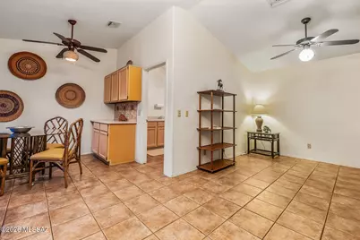 4774 N Mayfair Circle, Tucson, AZ 85750 - Photo 10