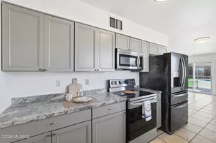 5520 S Santa Aurelia Ave, Sierra Vista, AZ 85650 - Photo 8