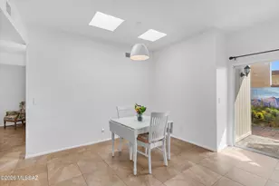 8110 E Daniella Cir, Tucson, AZ 85715 - Photo 10