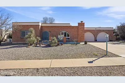 250 E Paseo Chuparosas, Green Valley, AZ 85614 - Photo 2
