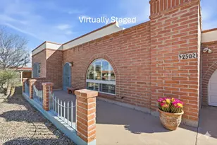 250 E Paseo Chuparosas, Green Valley, AZ 85614 - Photo 2