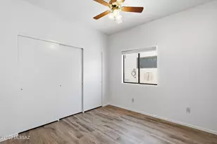 9489 E Lochnay Ln, Tucson, AZ 85747 - Photo 16