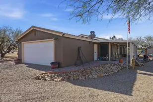 26860 S Purple Finch Ln, Amado, AZ 85645 - Photo 10