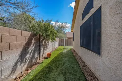 8698 N Joanna Drive, Tucson, AZ 85742 - Photo 32