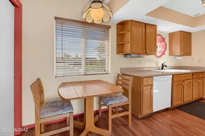 8427 E Foursome Lane, Tucson, AZ 85710 - Photo 18