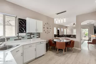 565 W Calle Media Luz, Sahuarita, AZ 85629 - Photo 12