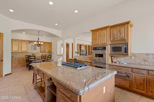 6525 N Longfellow Dr, Tucson, AZ 85718 - Photo 16