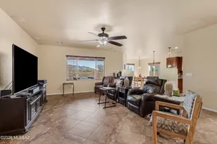 11556 N Adobe Village Pl, Marana, AZ 85658 - Photo 6