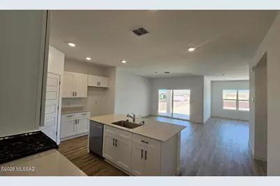 854 N Astronomer Lane, Green Valley, AZ 85614 - Photo 14