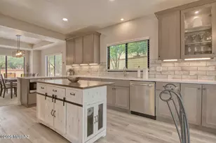 1184 E Camino Diestro, Oro Valley, AZ 85704 - Photo 18