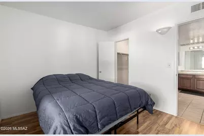 1810 E Blacklidge Drive #123, Tucson, AZ 85719 - Photo 14