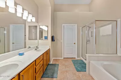 8647 E Louhelen Way, Tucson, AZ 85747 - Photo 20