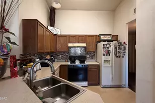 8170 E Sundew Dr, Tucson, AZ 85710 - Photo 14