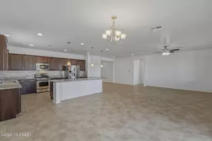 111 E Adytum Pl, Vail, AZ 85641 - Photo 28