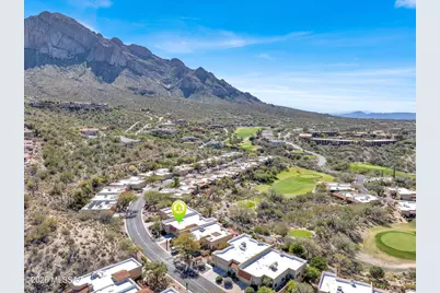 1216 E Camino Diestro, Oro Valley, AZ 85704 - Photo 2