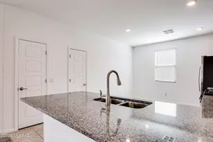 7845 S Sugarbend Dr, Tucson, AZ 85757 - Photo 22