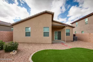 7845 S Sugarbend Dr, Tucson, AZ 85757 - Photo 2