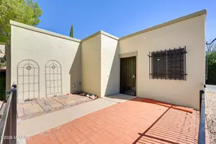 1018 Calle De La Temporada, Green Valley, AZ 85614 - Photo 2