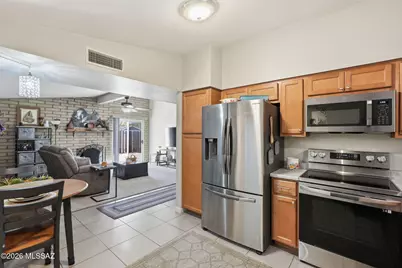 1851 S Skyview Place, Tucson, AZ 85748 - Photo 10