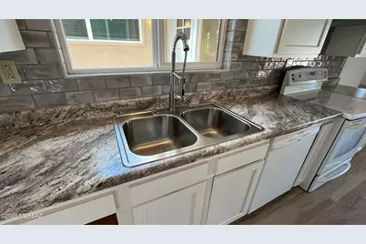 7321 E Calle Managua, Tucson, AZ 85710 - Photo 10